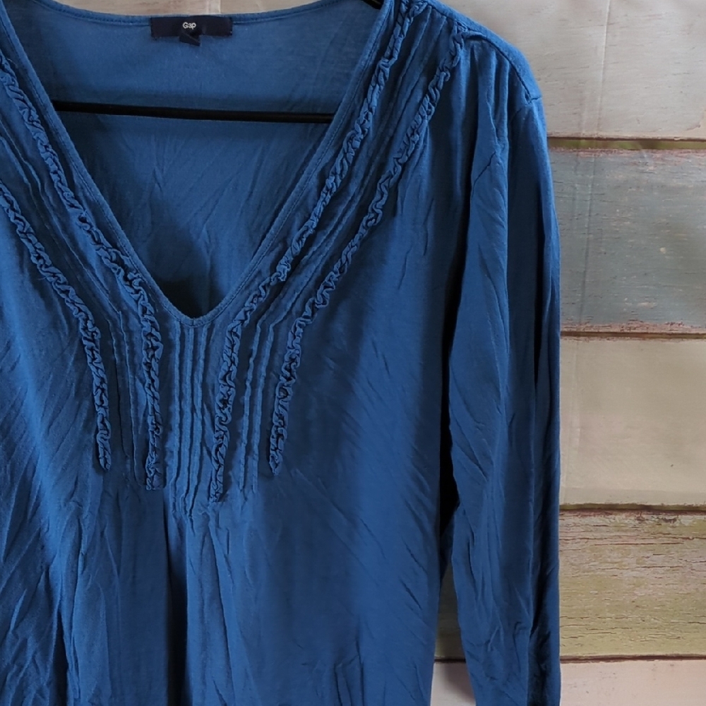 GAP Women's Deep Blue V-Neck Ruffle Blouse - Picture 2 of 5